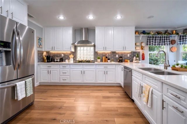 30212 Clear Water Drive, Canyon Lake, CA 92587