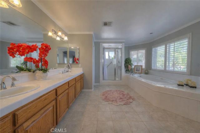 30212 Clear Water Drive, Canyon Lake, CA 92587