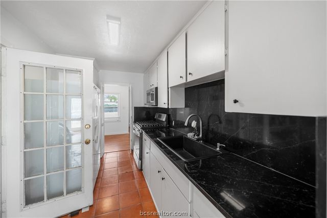 7303 Long Point Road, Houston, TX 77055