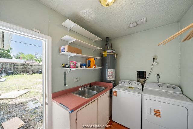 7303 Long Point Road, Houston, TX 77055