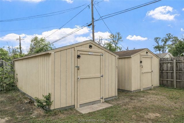 7303 Long Point Road, Houston, TX 77055