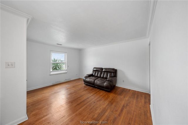 7303 Long Point Road, Houston, TX 77055