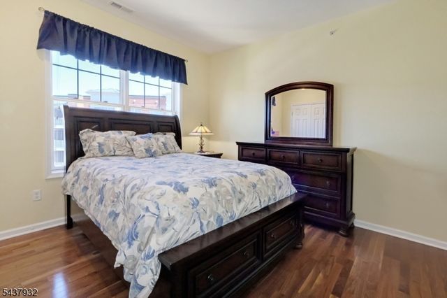 3412 Pointe Gate Dr 412, Livingston Twp., NJ 07039