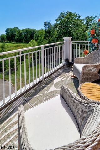 3412 Pointe Gate Dr 412, Livingston Twp., NJ 07039
