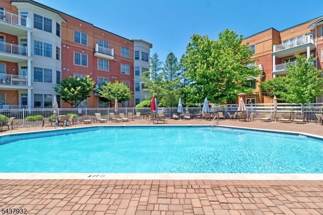 3412 Pointe Gate Dr 412, Livingston Twp., NJ 07039