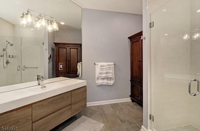 3412 Pointe Gate Dr 412, Livingston Twp., NJ 07039