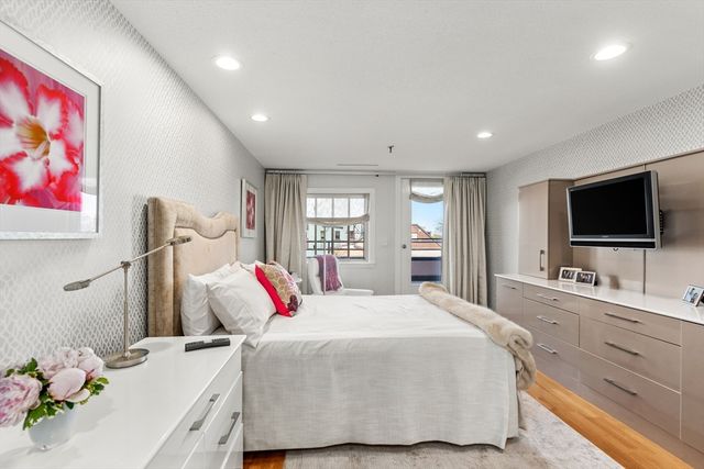 20 Webster St 505, Brookline, MA 02446
