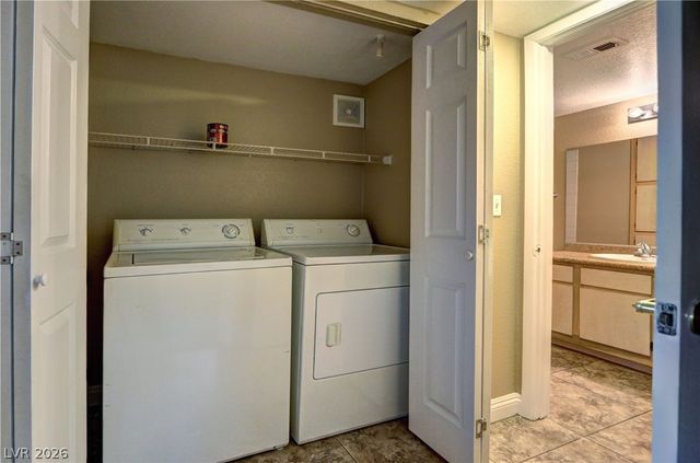 8101 West Flamingo Road 1061, Las Vegas, NV 89147