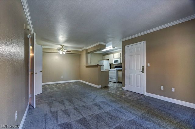 8101 West Flamingo Road 1061, Las Vegas, NV 89147