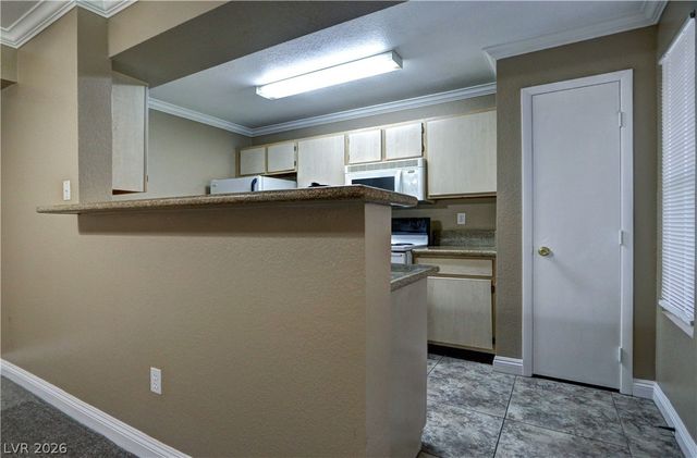 8101 West Flamingo Road 1061, Las Vegas, NV 89147