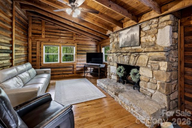 118 Rock Point Road, Lake Lure, NC 28746