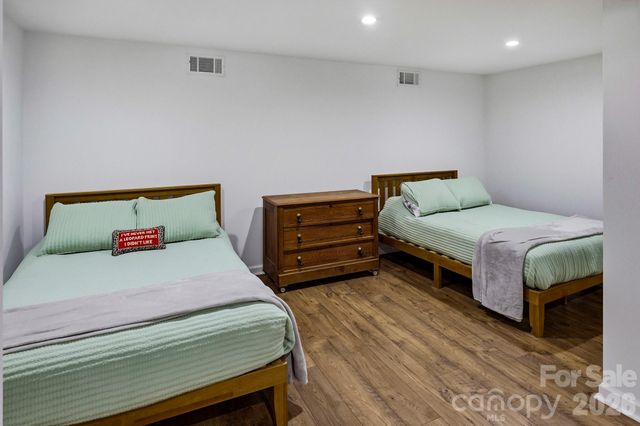 118 Rock Point Road, Lake Lure, NC 28746