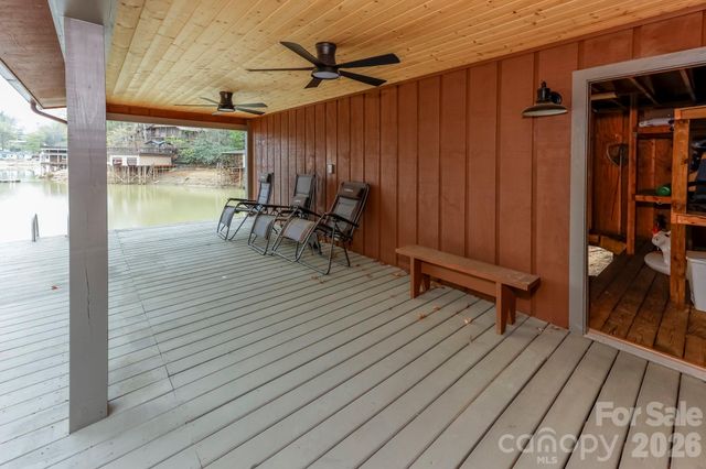 118 Rock Point Road, Lake Lure, NC 28746