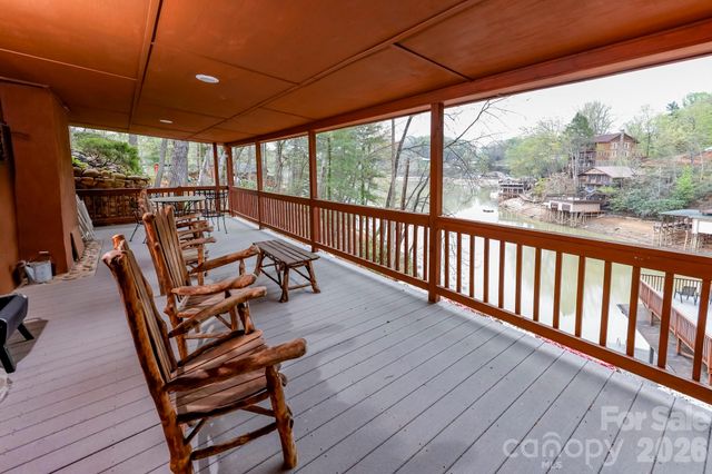 118 Rock Point Road, Lake Lure, NC 28746