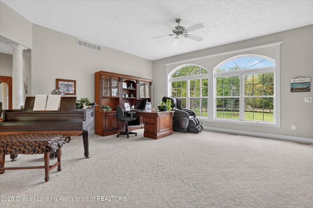 1800 Wilderness Drive, Dewitt, MI 48820