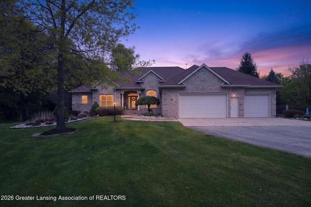 1800 Wilderness Drive, Dewitt, MI 48820