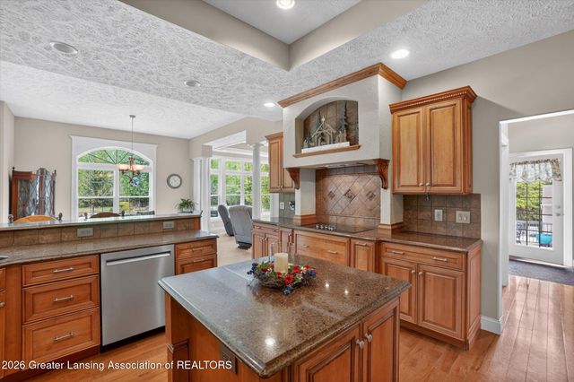 1800 Wilderness Drive, Dewitt, MI 48820