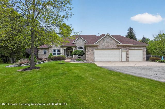 1800 Wilderness Drive, Dewitt, MI 48820