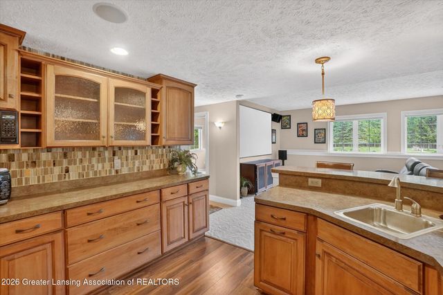 1800 Wilderness Drive, Dewitt, MI 48820