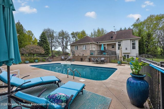 1800 Wilderness Drive, Dewitt, MI 48820