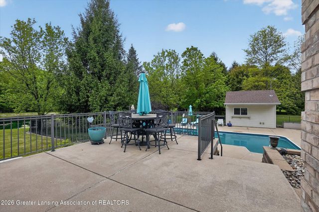 1800 Wilderness Drive, Dewitt, MI 48820