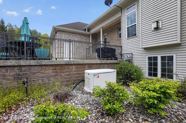 1800 Wilderness Drive, Dewitt, MI 48820