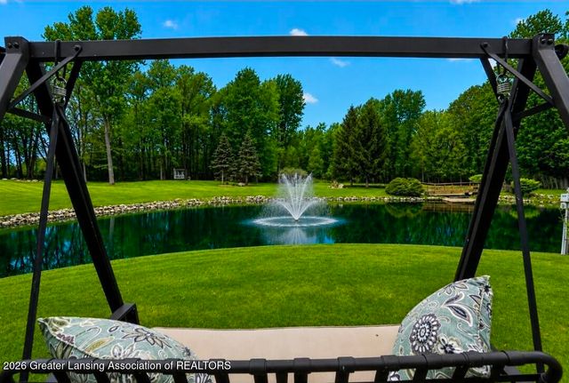 1800 Wilderness Drive, Dewitt, MI 48820