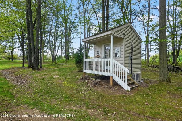 1800 Wilderness Drive, Dewitt, MI 48820
