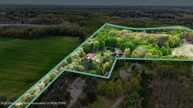 1800 Wilderness Drive, Dewitt, MI 48820