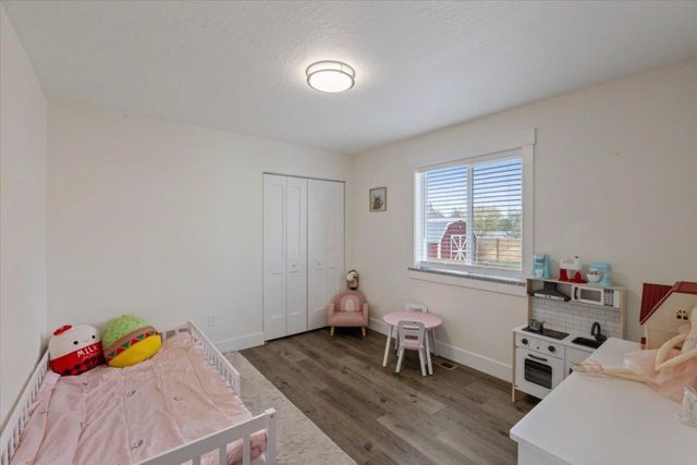 4218 E Fairview Ave, Spokane, WA 99217