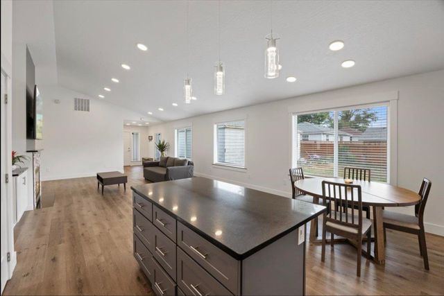 4218 E Fairview Ave, Spokane, WA 99217