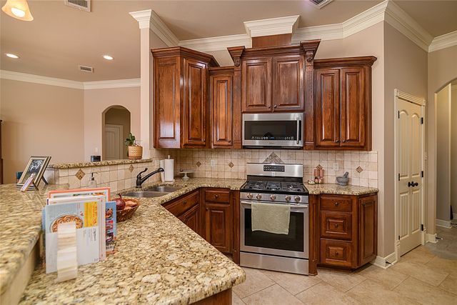 1107 Creole Drive, Bossier City, LA 71111