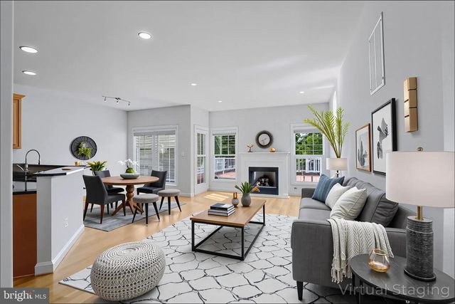 19883 NAPLES LAKES TER, Ashburn, VA 20147