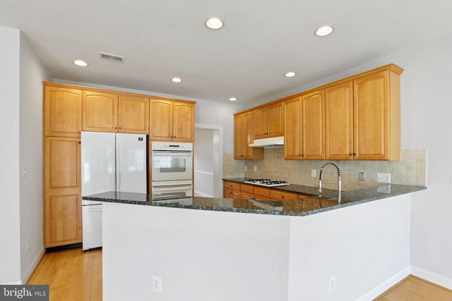 19883 NAPLES LAKES TER, Ashburn, VA 20147