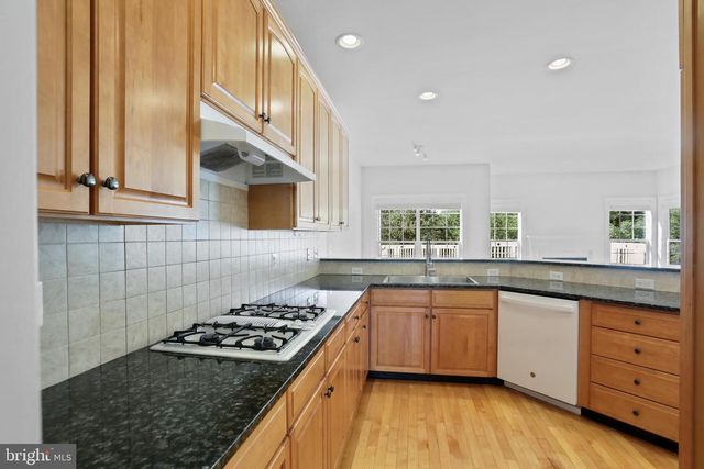 19883 NAPLES LAKES TER, Ashburn, VA 20147