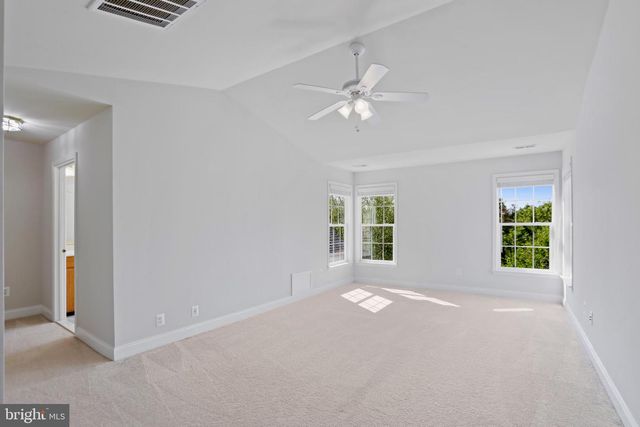 19883 NAPLES LAKES TER, Ashburn, VA 20147