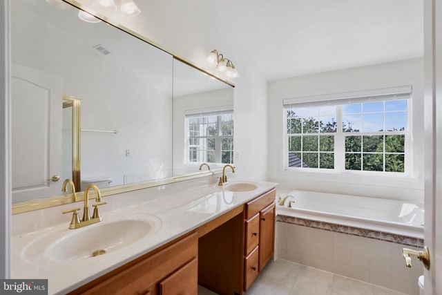 19883 NAPLES LAKES TER, Ashburn, VA 20147