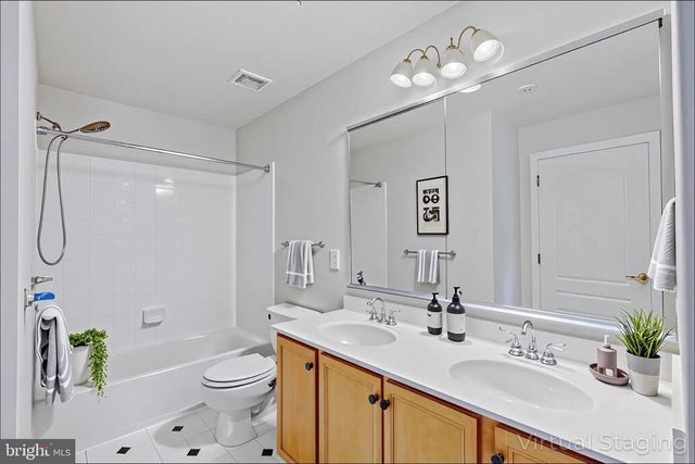 19883 NAPLES LAKES TER, Ashburn, VA 20147