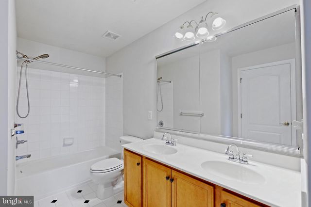 19883 NAPLES LAKES TER, Ashburn, VA 20147