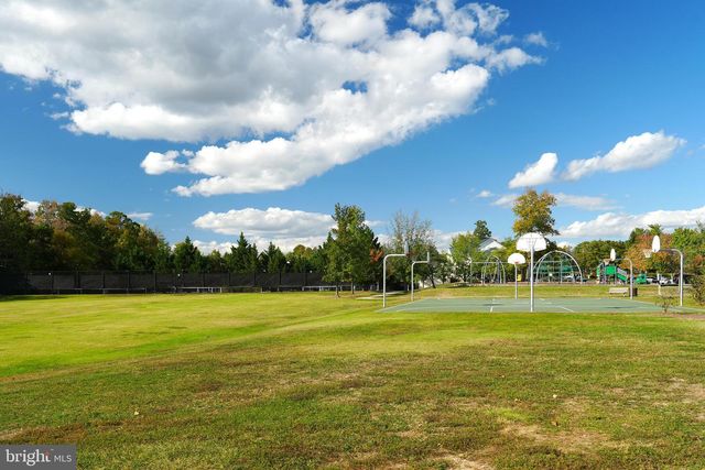 19883 NAPLES LAKES TER, Ashburn, VA 20147