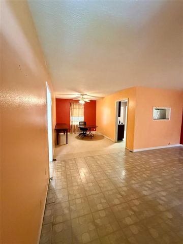 5522 Woodlark Street, Houston, TX 77017