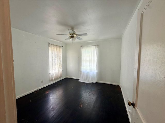 5522 Woodlark Street, Houston, TX 77017