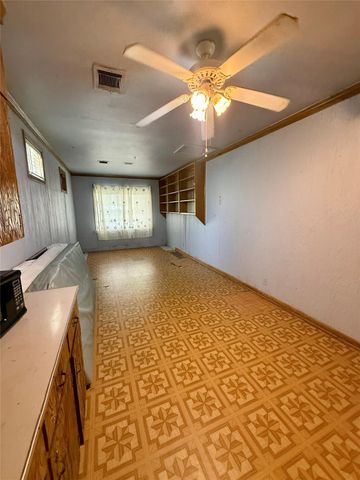 5522 Woodlark Street, Houston, TX 77017