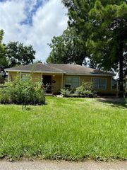 5522 Woodlark Street, Houston, TX 77017