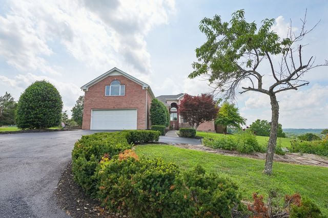 658 Hickory Ridge Rd, Gallatin, TN 37066