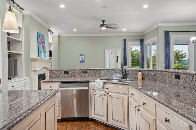 658 Hickory Ridge Rd, Gallatin, TN 37066