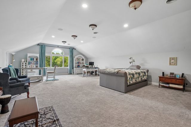 658 Hickory Ridge Rd, Gallatin, TN 37066