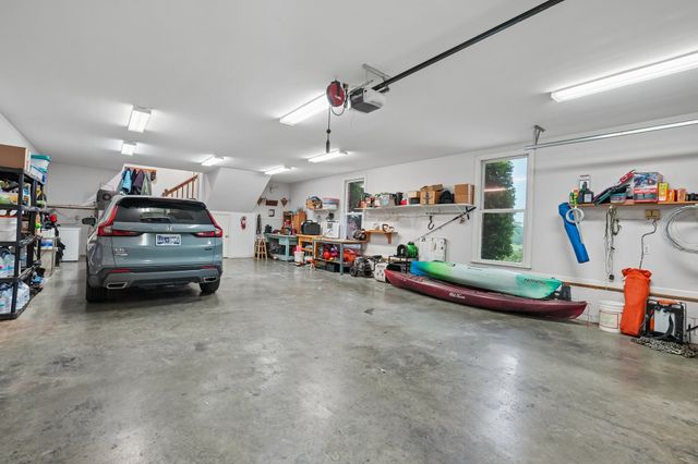 658 Hickory Ridge Rd, Gallatin, TN 37066