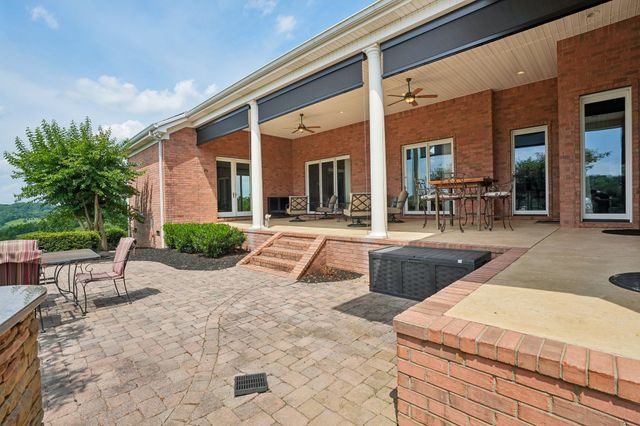 658 Hickory Ridge Rd, Gallatin, TN 37066
