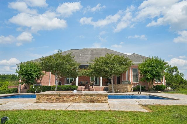 658 Hickory Ridge Rd, Gallatin, TN 37066